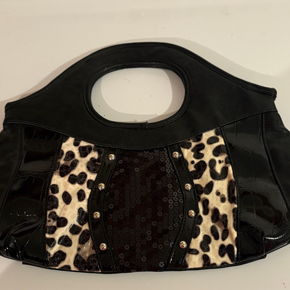 Cato Black and Leopard Print clutch Bag